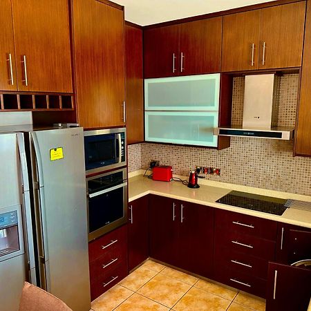 Nanas Vacation House パ フォス エクステリア 写真
